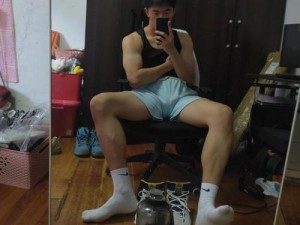 优质 Gay 白袜体育生自慰 video，满足你的私密需求