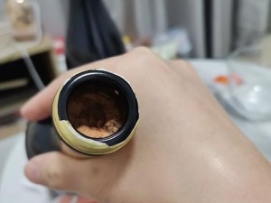 用红酒瓶塞堵住不能流下来网传更新了、网传用红酒瓶塞堵住不能流下来更新了，这是真的吗？